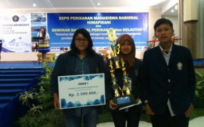 DELEGASI MAHASISWA TEKNOLOGI HASIL PERIKANAN MEMENANGKAN JUARA I LOMBA FISHERIES EXPO PAPER COMPETITION TINGKAT NASIONAL DI UNIVERSITAS BRAWIJAYA