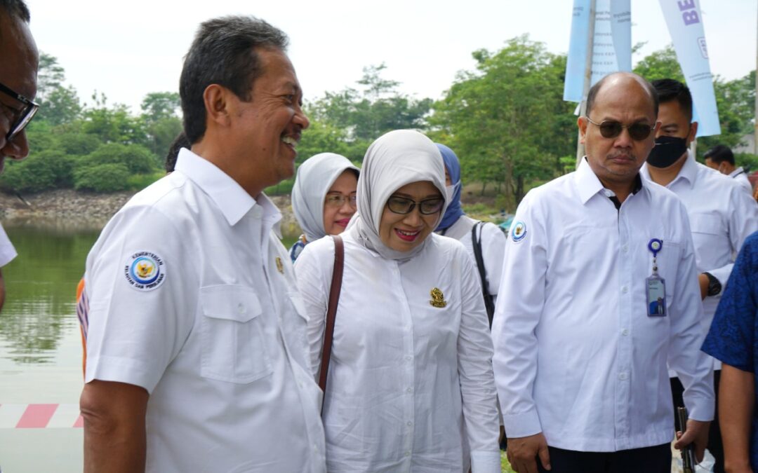 Mantap, FPIK Undip bersama dengan Menteri Kelautan Perikanan Mengadakan Kegiatan Restocking Ikan di Waduk Jatibarang, Semarang